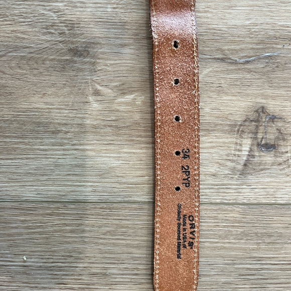 Orvis Men's Brown and Tan Leather Belt - Picture 3 of 5